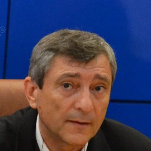 C&Icirc;MPAN Dragomir